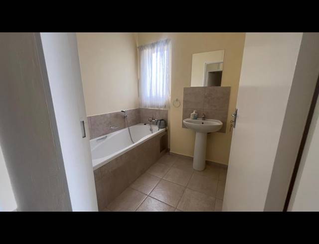 3 BEDROOM COMPLEX FOR SALE IN FREEDOM PARK B